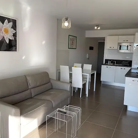 Apartment 17 - Neuf, Parking Terrasse Et Jolie Vue *